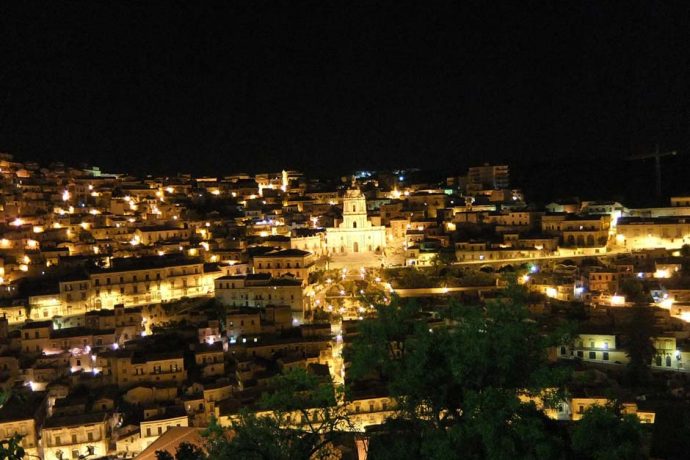 modica's lights at night