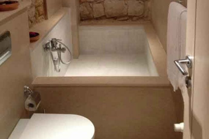 Luxurious bathroom in private villa in Sicily