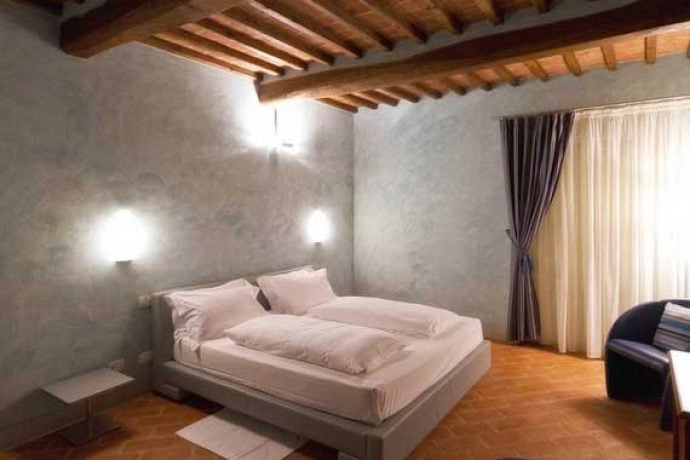 One of our cozy bedrooms in villa Casanova