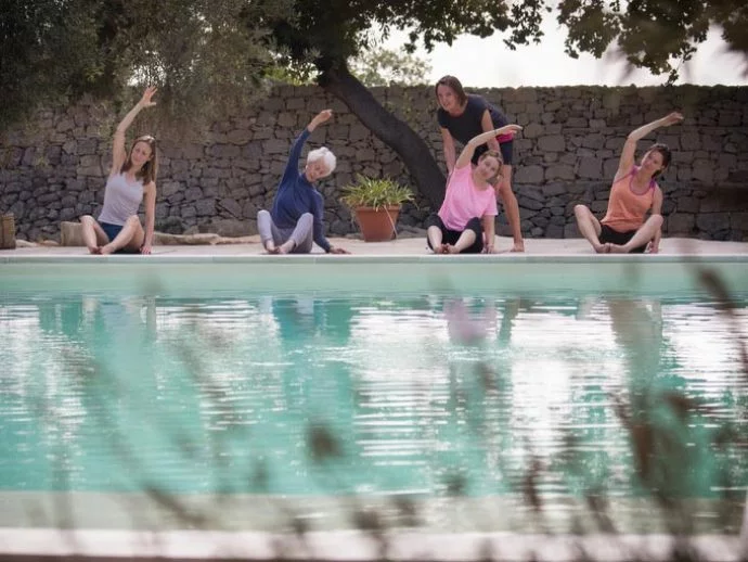 Pilates in Sicily by pool