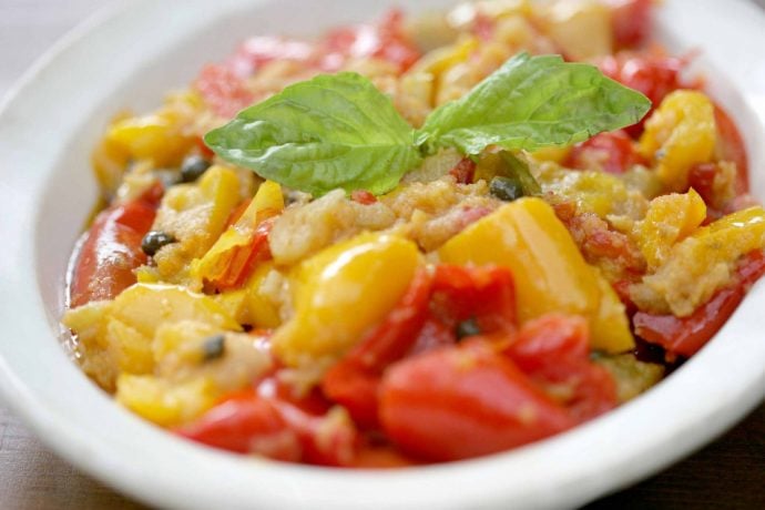 Delicious Sicilian dish Peperonata Con Capperi with recipe