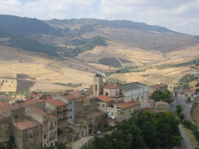 Sperlinga Sicily ruins old town