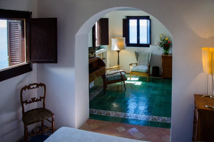 Master bedroom in holiday villa in Amalfi
