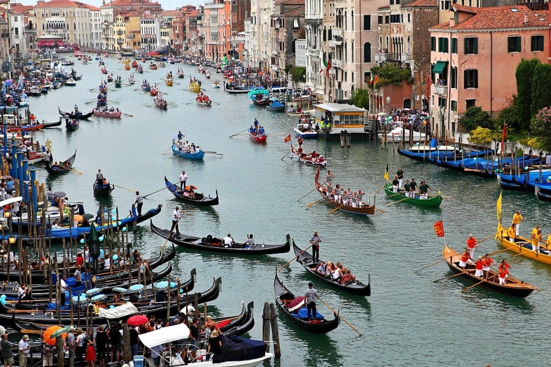 What Happens in the Regata Storica Festival Flavours Holidays