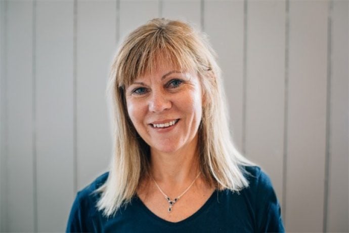 Headshot of Pilates tutor Rosalind Hoyes.