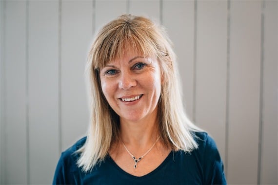 Pilates tutor Rosalind Hoyes. Headshot of Pilates tutor Rosalind Hoyes.