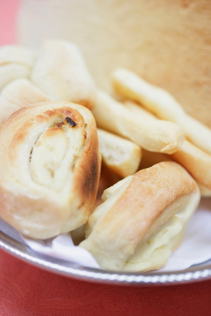 italian bread sticks