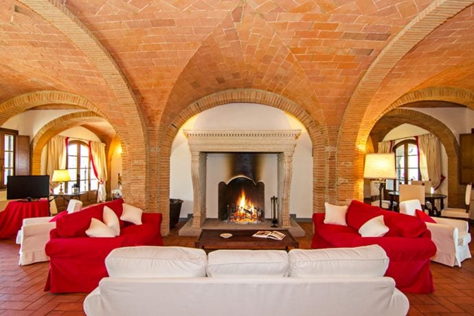 Villa-San-Luigi-Tuscany-living