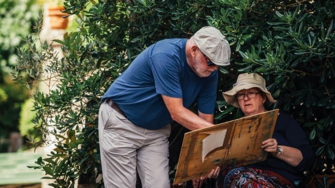 Our painting tutor Hugh teaching a guest on holiday