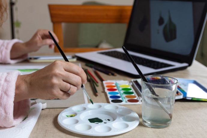 Why should I join online painting classes?
