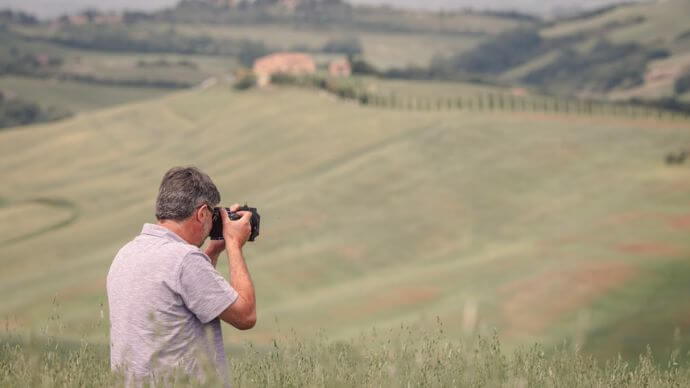A guest capturing the hills of Tuscany on their photography holiday