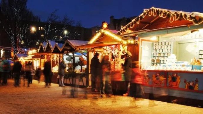 Edinburgh Christmas markets