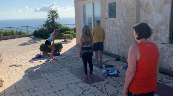 A quick afternoon Pilates course with stunning sea view in Puglia