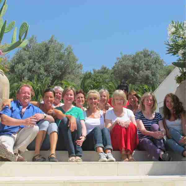 Flavours group on the steps