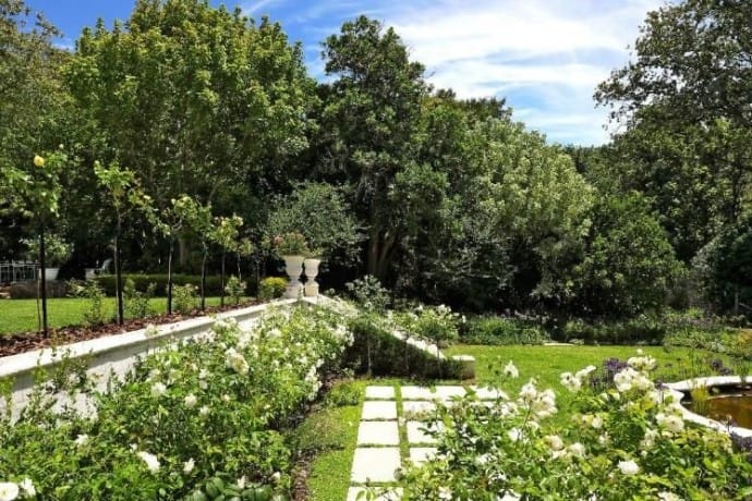 Constantia-garden-2