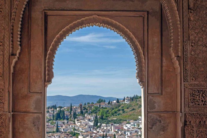 View through an arch on your painting holiday in Andalusia Spain.