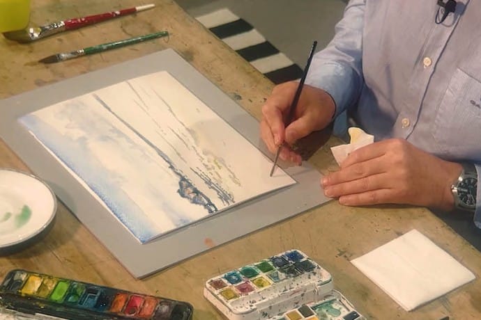 Mark introducing the new painting watercolour landscapes and cityscapes course.